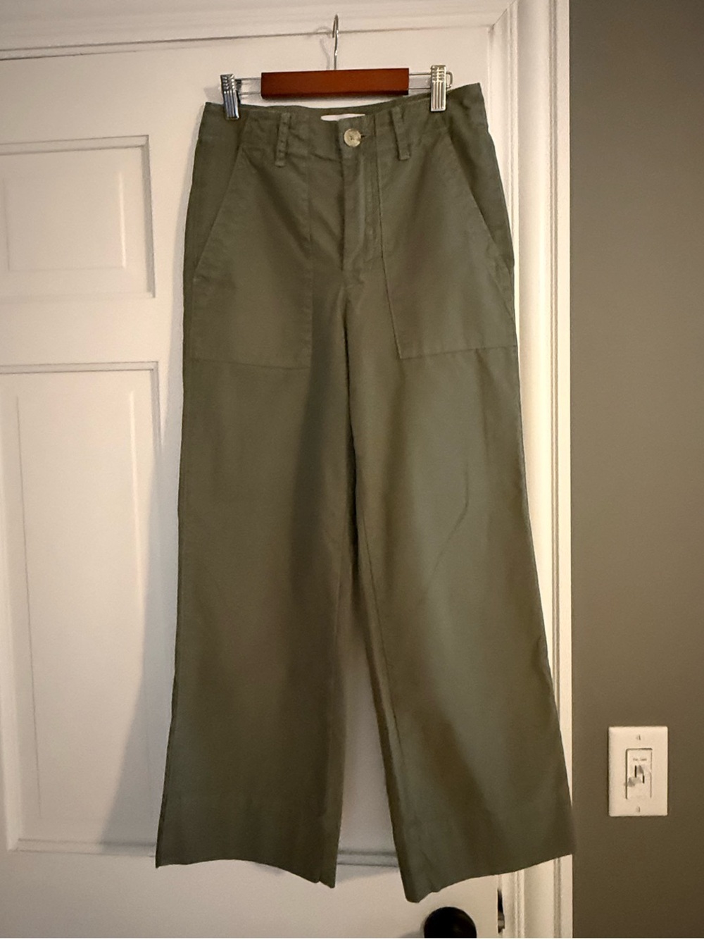 Velvet Cropped Chino Pant